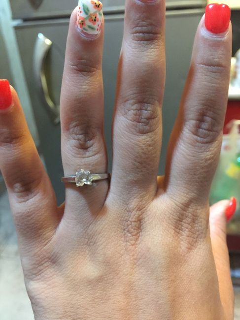 Mi anillo de compromiso - 1