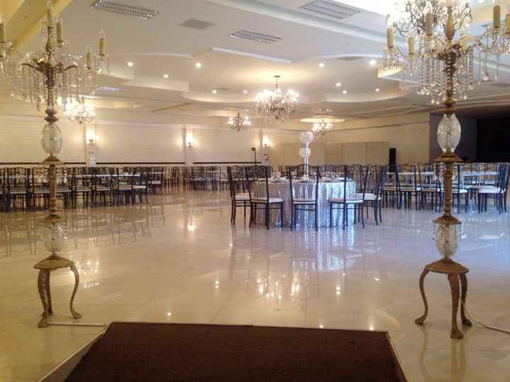 En que salón se casaran? - 1