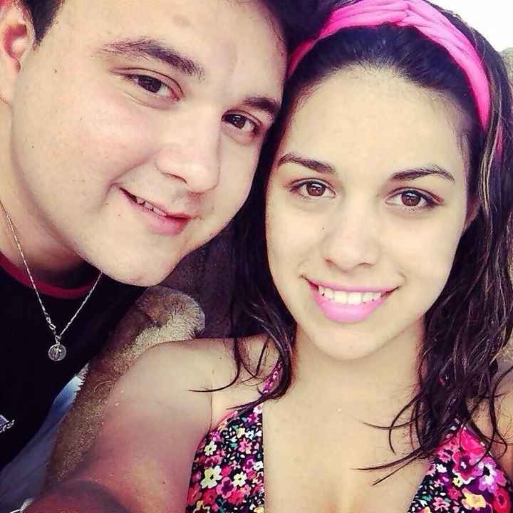 Fotos con su prometido.. - 3