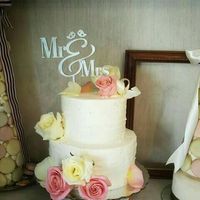  Muñecos o flores en el pastel de bodas, ustedes que opinan brides? 🎂👰🤵 - 1