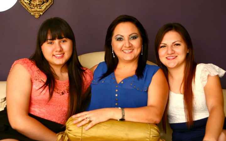 Tercia de Reinas.