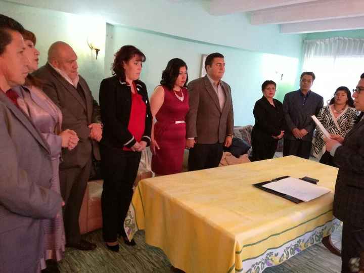  Cronica...me case por el civil en Martes. - 1