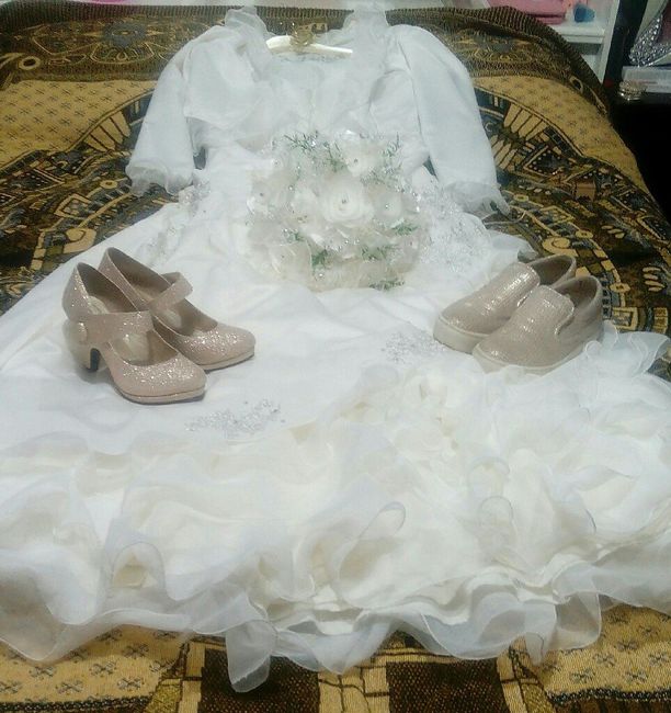 Tenis en color vino 22