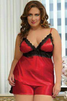 Lencería muy sexy para novias curvy 16