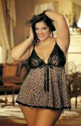 Lencería muy sexy para novias curvy 21