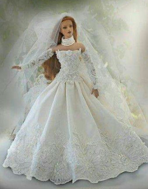 Tu boda:una muñeca vestida  de novia en la mesa principal 24