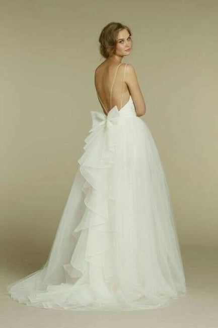 Vestidos de novia con moño 10