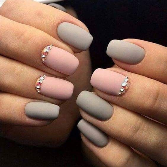 Uñas en mate 11