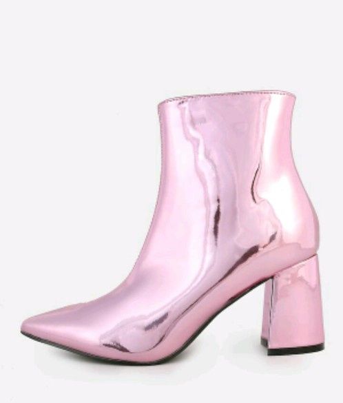 Botas y botines color rosa 7