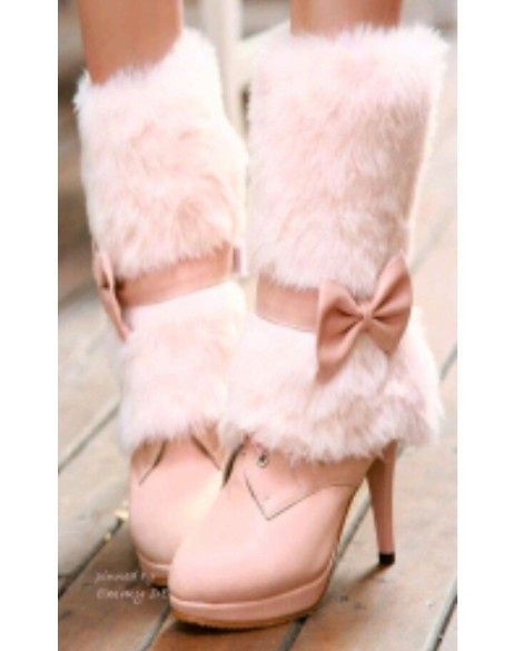 Botas y botines color rosa 16