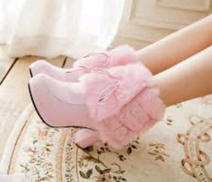 Botas y botines color rosa 20