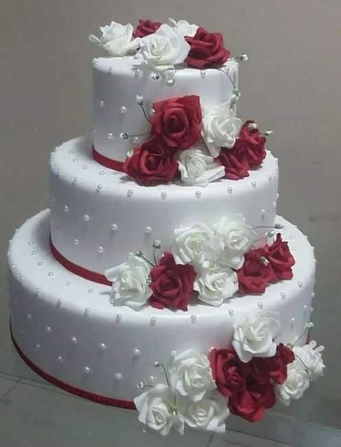 Pasteles con flores rojas 7