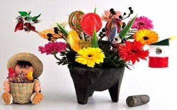 Flores en molcajetes como centros de mesa 6