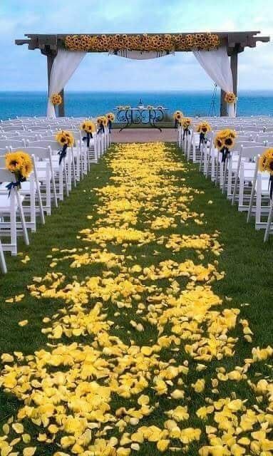 Girasoles decorando tu boda🌻 5