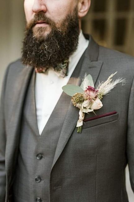 Hierba de las pampas en el boutonniere 2