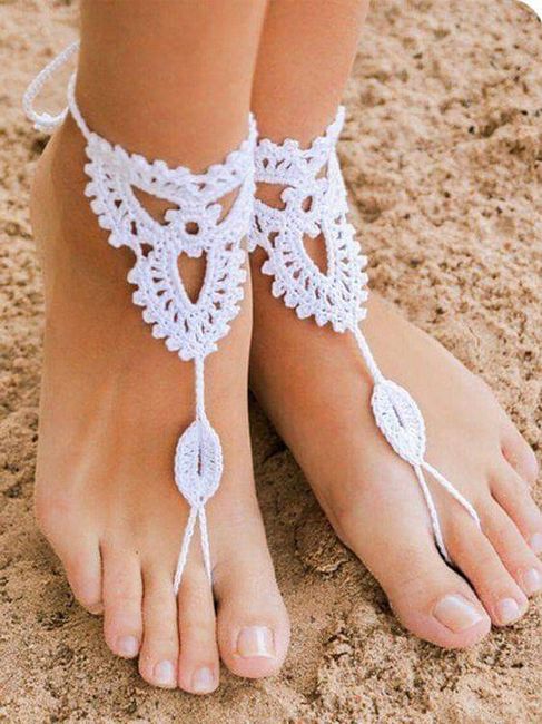 Sandalias para novia en playa 13