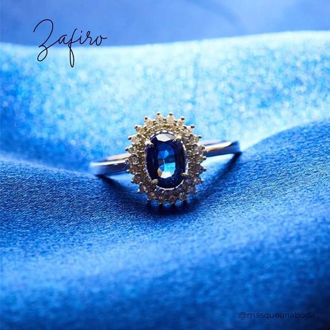 En el anillo de compromiso 💍 11