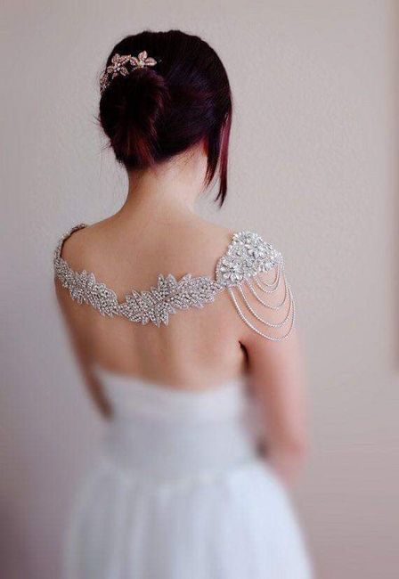 Delicados collares para hombros y espalda 5