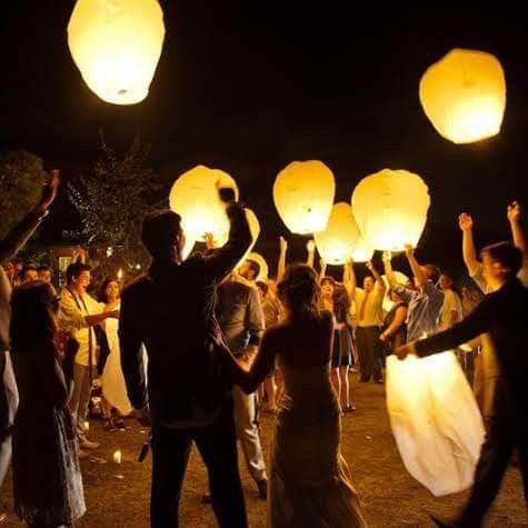 Sky lanterns en tu boda 2