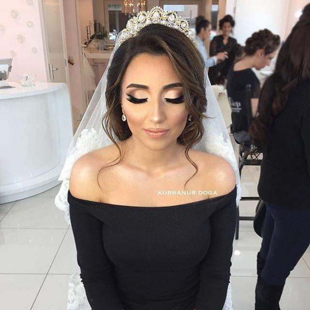 Más ideas en maquillaje para novia 11