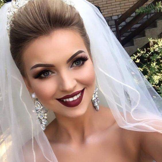 Más ideas en maquillaje para novia 20