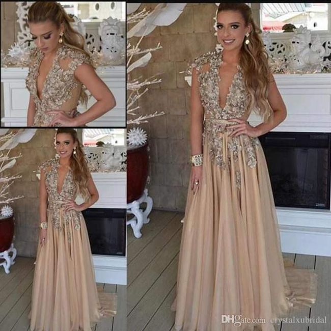 Vestidos en dorado para invitadas 4