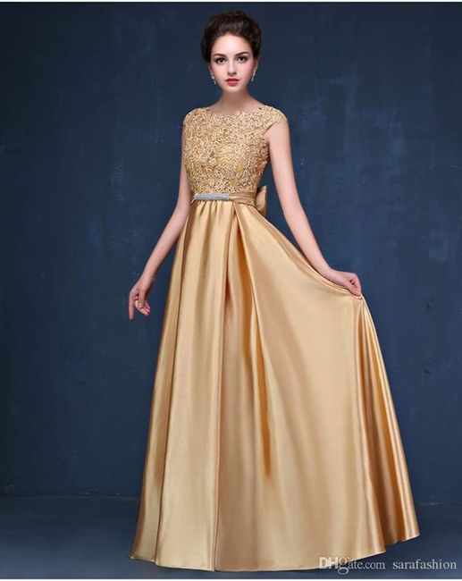 Vestidos en dorado para invitadas 10