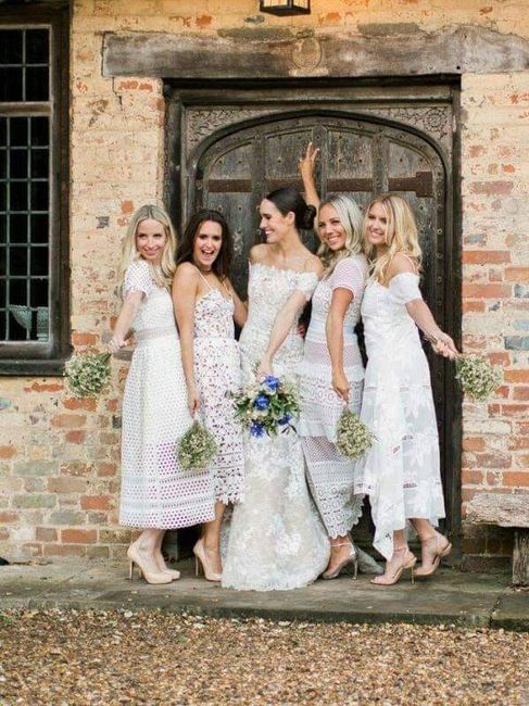Colores: Damas de honor en blanco 14