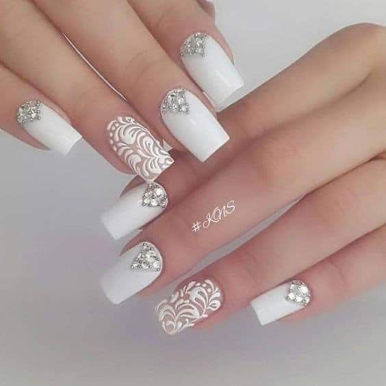 Colores: Uñas en blanco 7