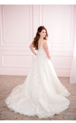Vestidos curvy colección otoño 2020 Maggie Sottero 5