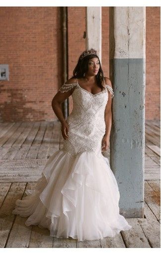 Vestidos curvy colección otoño 2020 Maggie Sottero 19