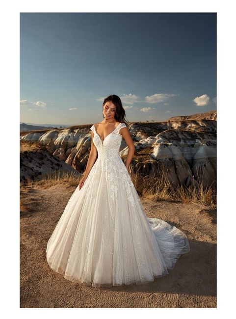Vestidos colección 2021 Eddy k 7