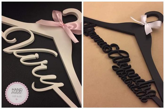 Tu vestido en un gancho personalizado 4