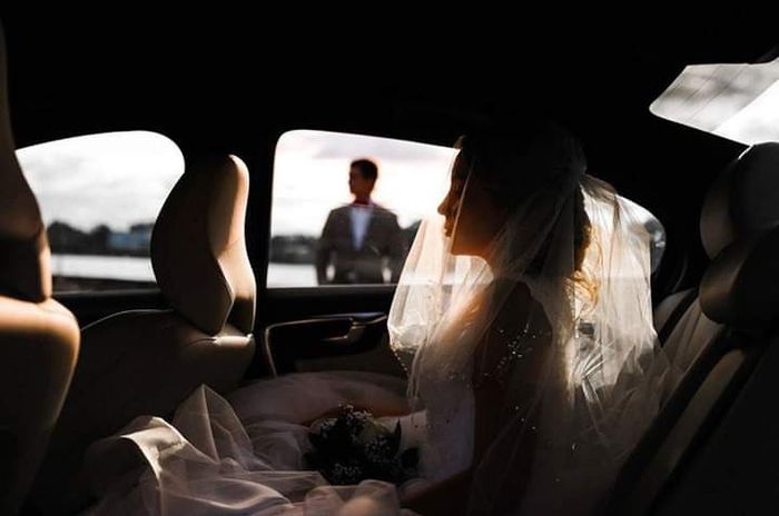 Fotografías de novias en el auto de bodas 5