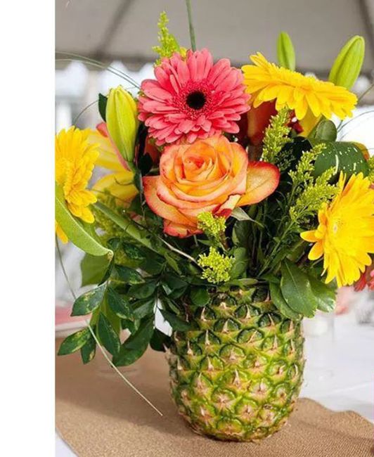 Centros de mesa: vegetales o frutas con flores 4