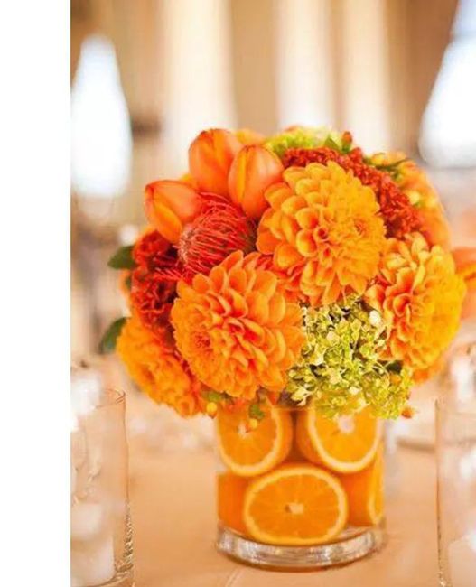 Centros de mesa: vegetales o frutas con flores 5