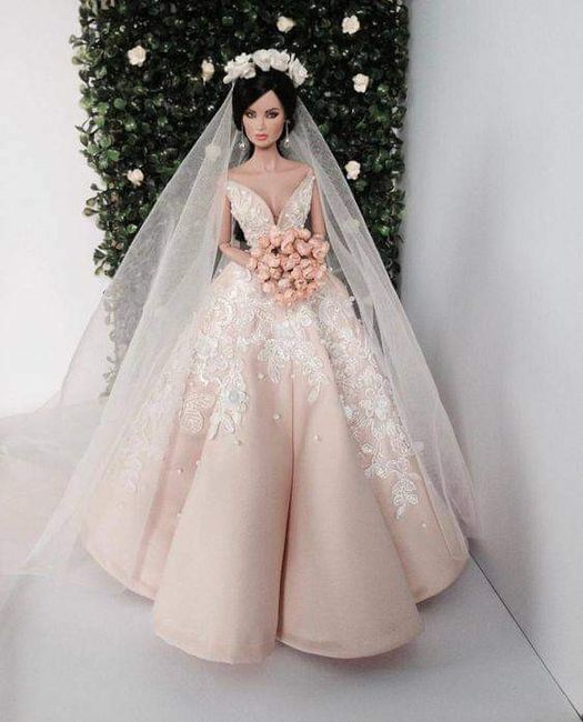 Una réplica de tu vestido en una Barbie 10