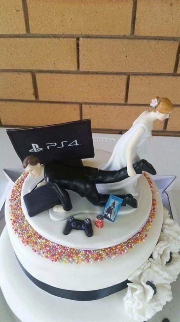Gamer cake topper 4