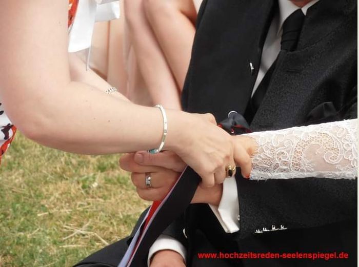 La ceremonia de las manos 🤝 9