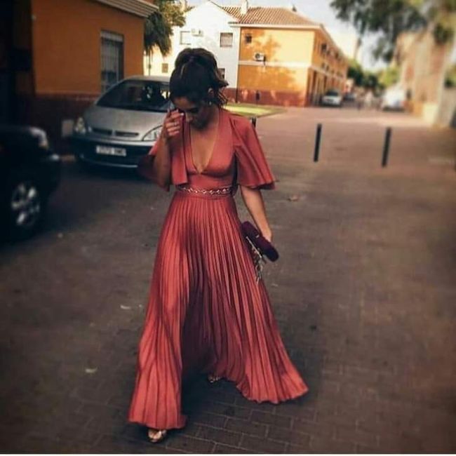 Vestidos para invitadas 14