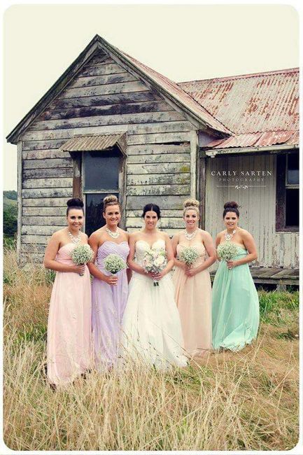 Damas en colores muy alegres 3