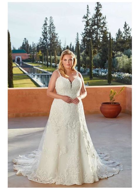 Vestidos colección curvy primavera 2021 Eddy k 9