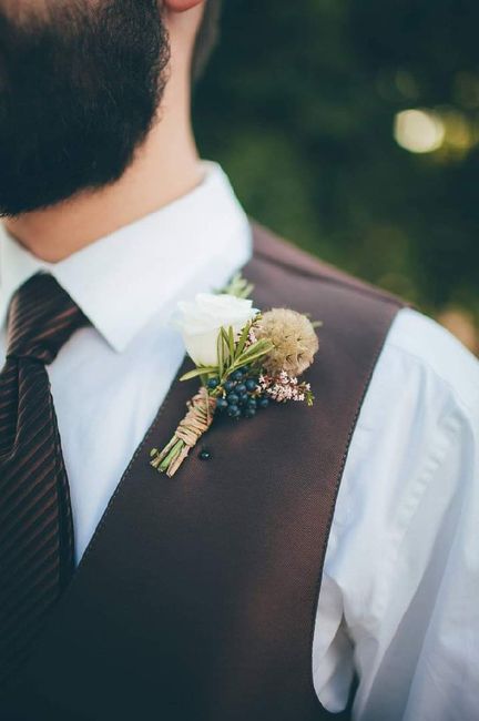 Rosas en el boutonniere 4