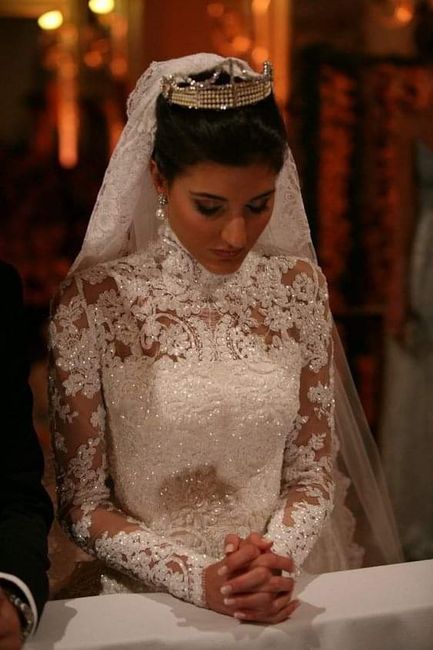 Vestidos de novia con cuello alto 6