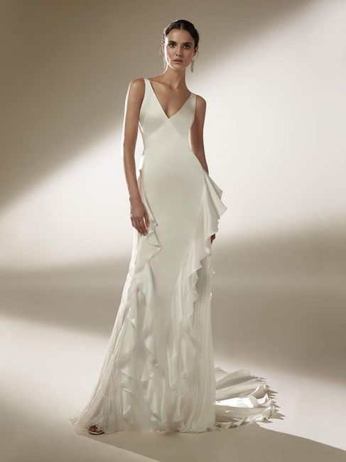 Vestidos colección 2021 Pronovias 13