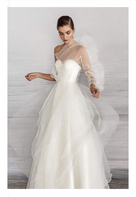 Tendencia 2021: vestidos de novia de un hombro 5
