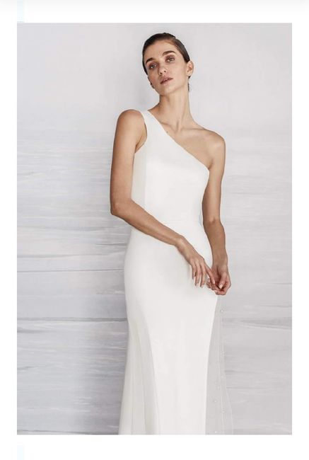Tendencia 2021: vestidos de novia de un hombro 6