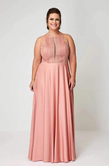 Damas curvy en rosa 12
