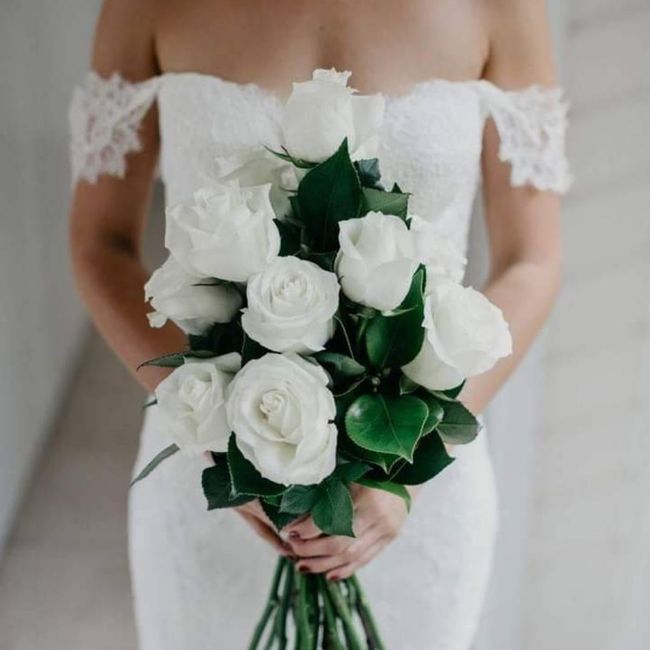 Ramos con flores blancas 9