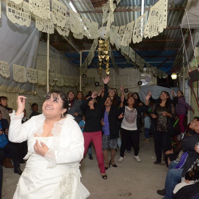 ¿Te gusta la idea de lanzar el ramo? 7